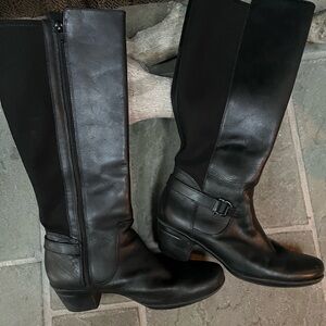 Clarks Black Leather Tall  Boots Size 9